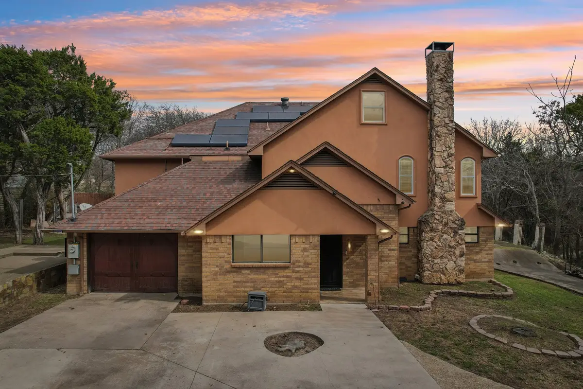 300 N Clark Road, Duncanville, TX 75116 - #1