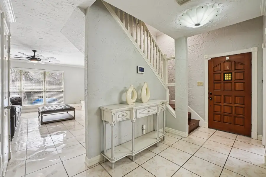 300 N Clark Road, Duncanville, TX 75116 - #2