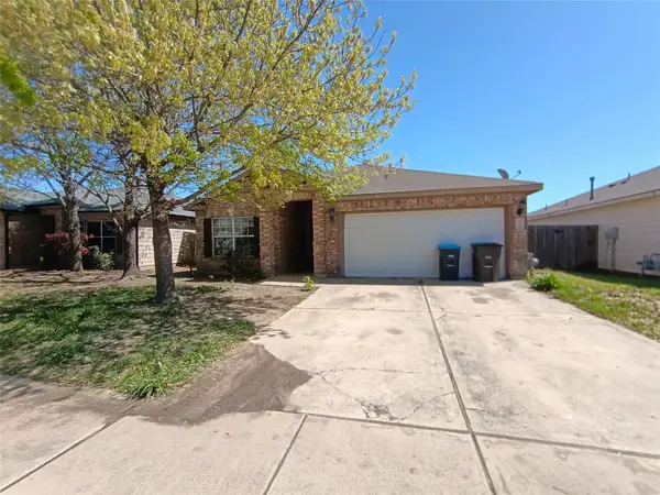 10041 Iron Ridge Drive, Fort Worth, TX 76140