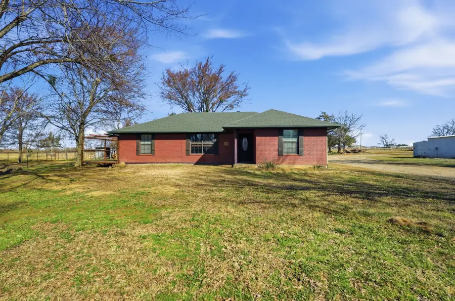 697 County Road 166, Whitesboro, TX 76273 - #2