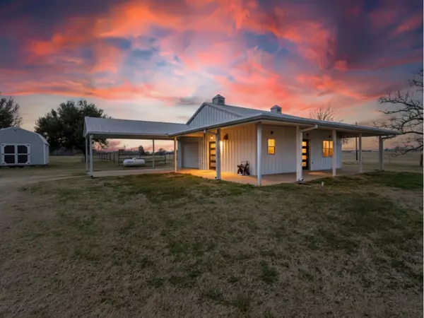 810 Vz County Road 2305, Canton, TX 75103