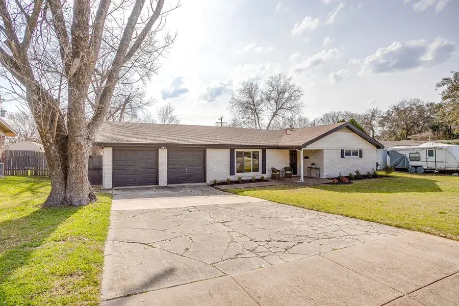 6917 Overhill Road, Fort Worth, TX 76116 - #2