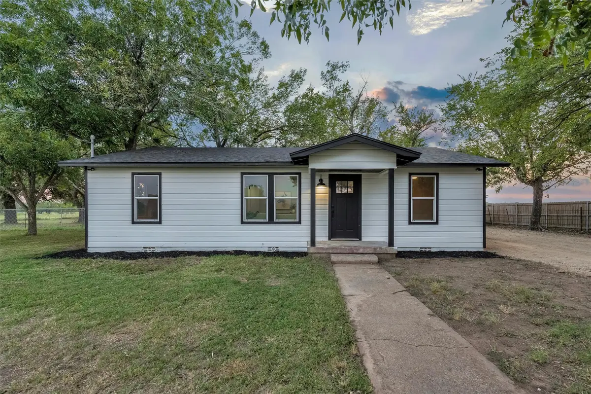 1300 County Road 1550, Chico, TX 76431 - #1