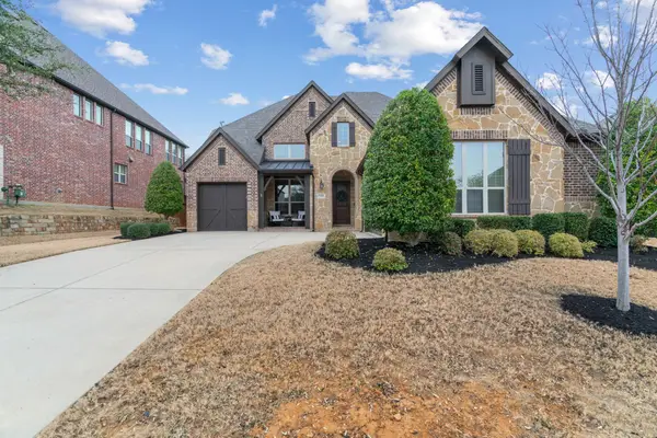 7104 Mitchell Court, Lantana, TX 76226