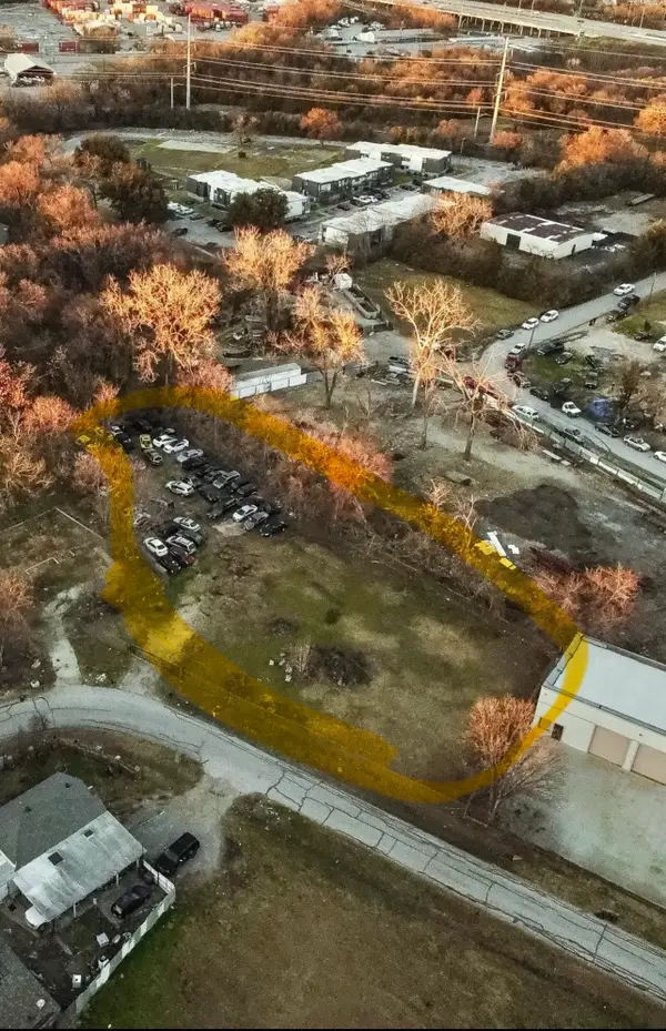 3706 Alsbury Street, Dallas, TX 75216