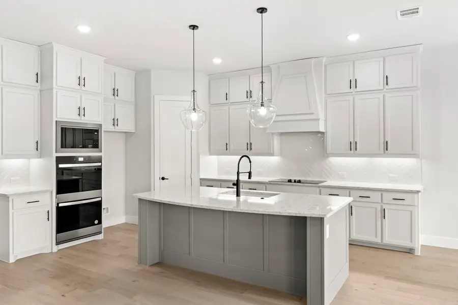 160 Waterview Drive, Gunter, TX 75058 - #2