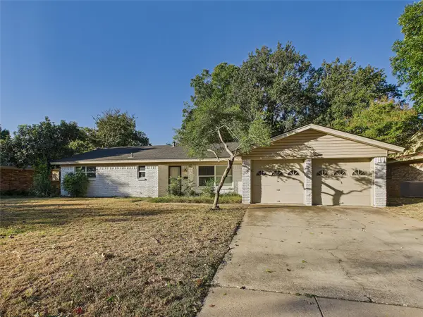 6909 Valhalla Road, Fort Worth, TX 76116