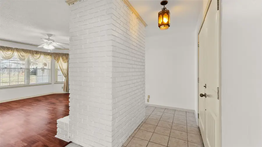 7 Horseshoe Dr., Texarkana, TX 75501 - #2