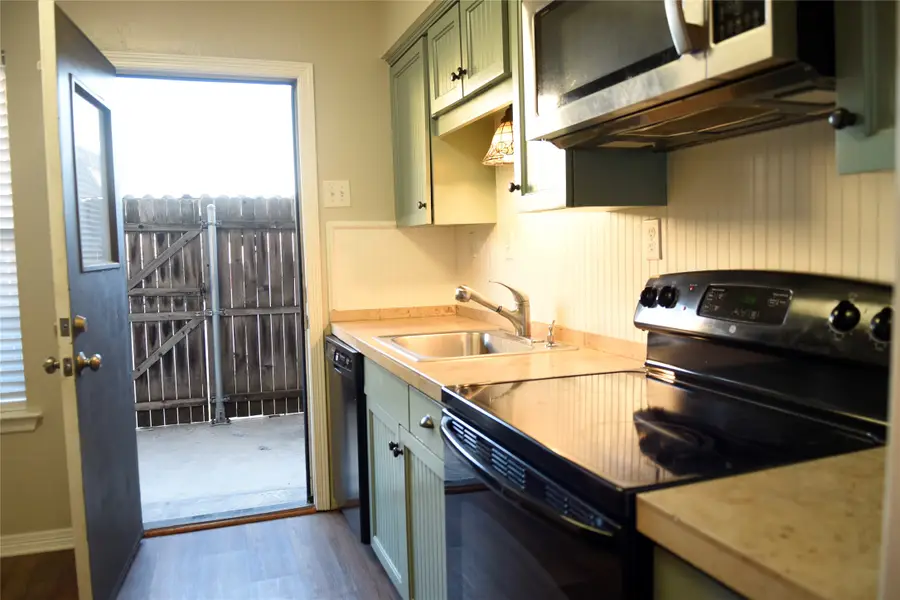 10232 Regal Oaks Drive #32B, Dallas, TX 75243 - #3