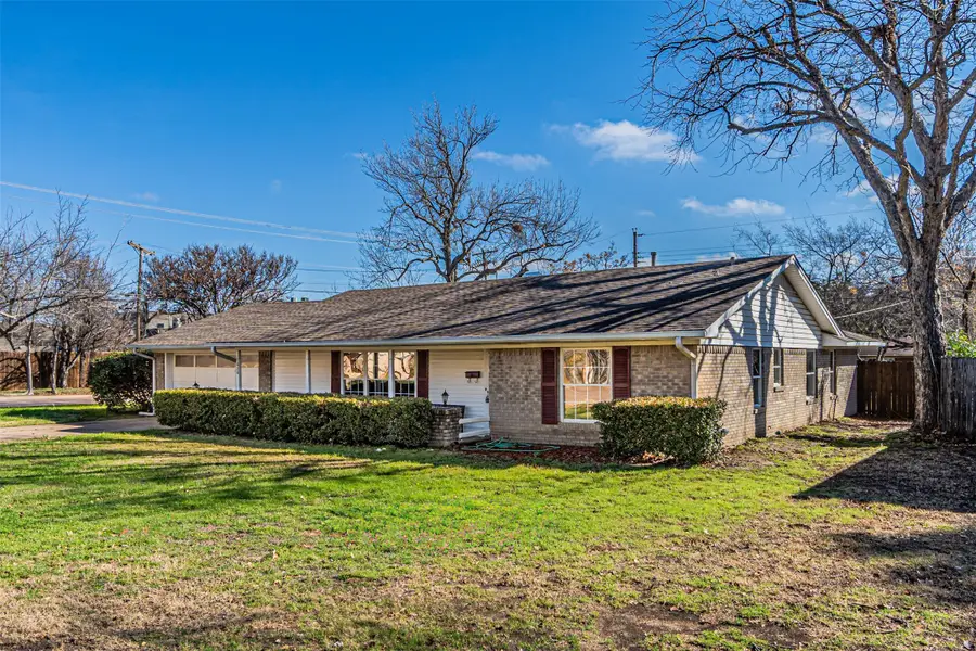 626 Kingston Drive, Irving, TX 75061 - #2