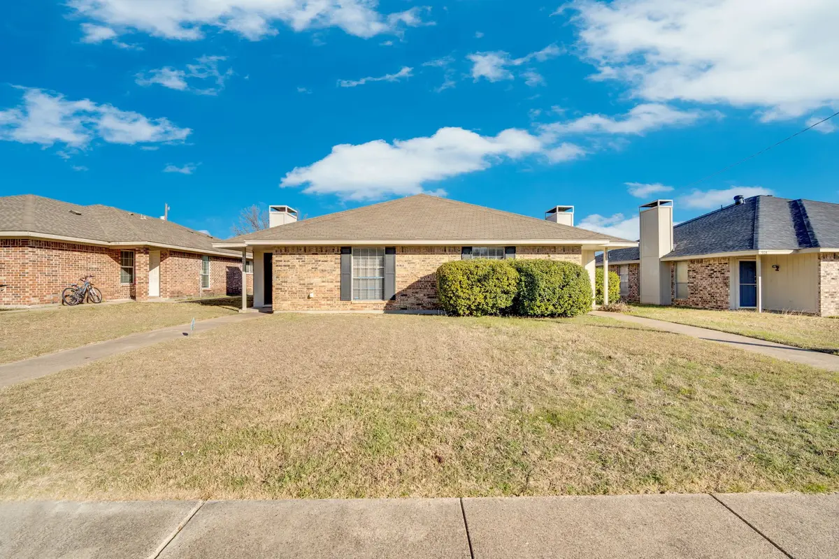 907 Potomac Drive, Lancaster, TX 75134 - #1