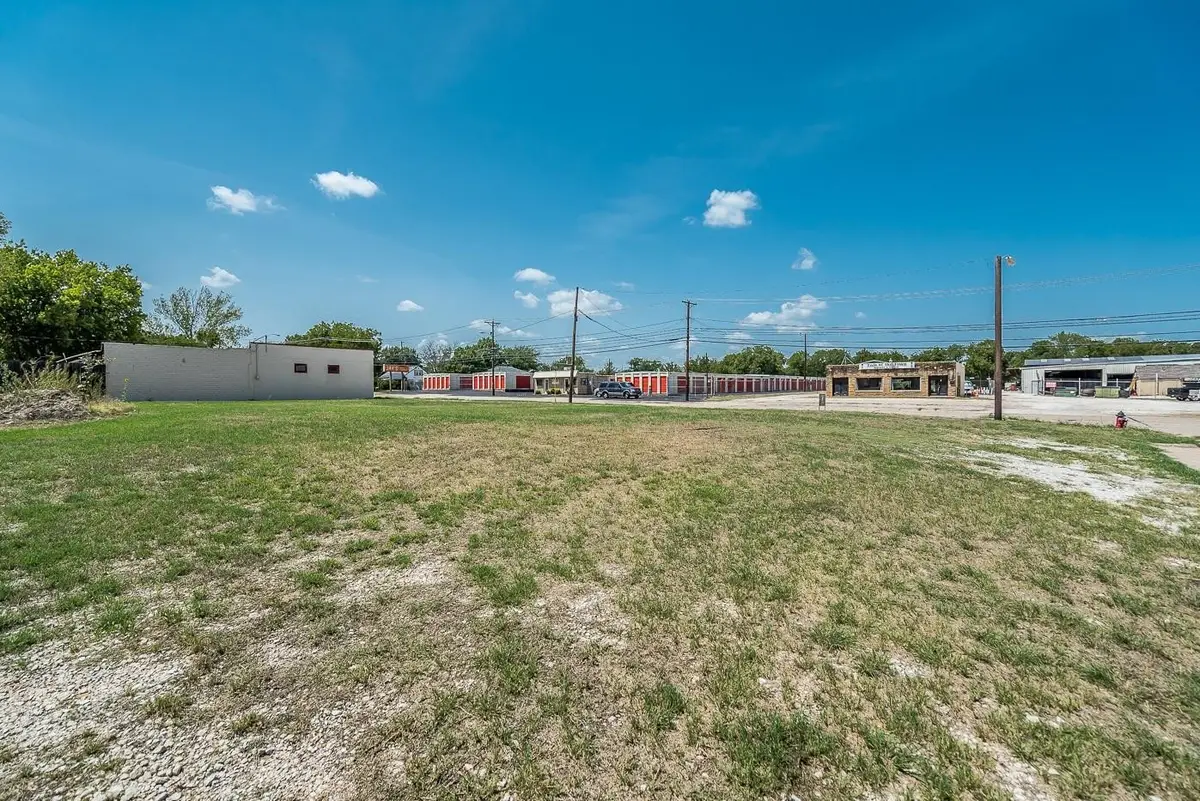 8017 White Settlement Road, White Settlement, TX 76108 - #1