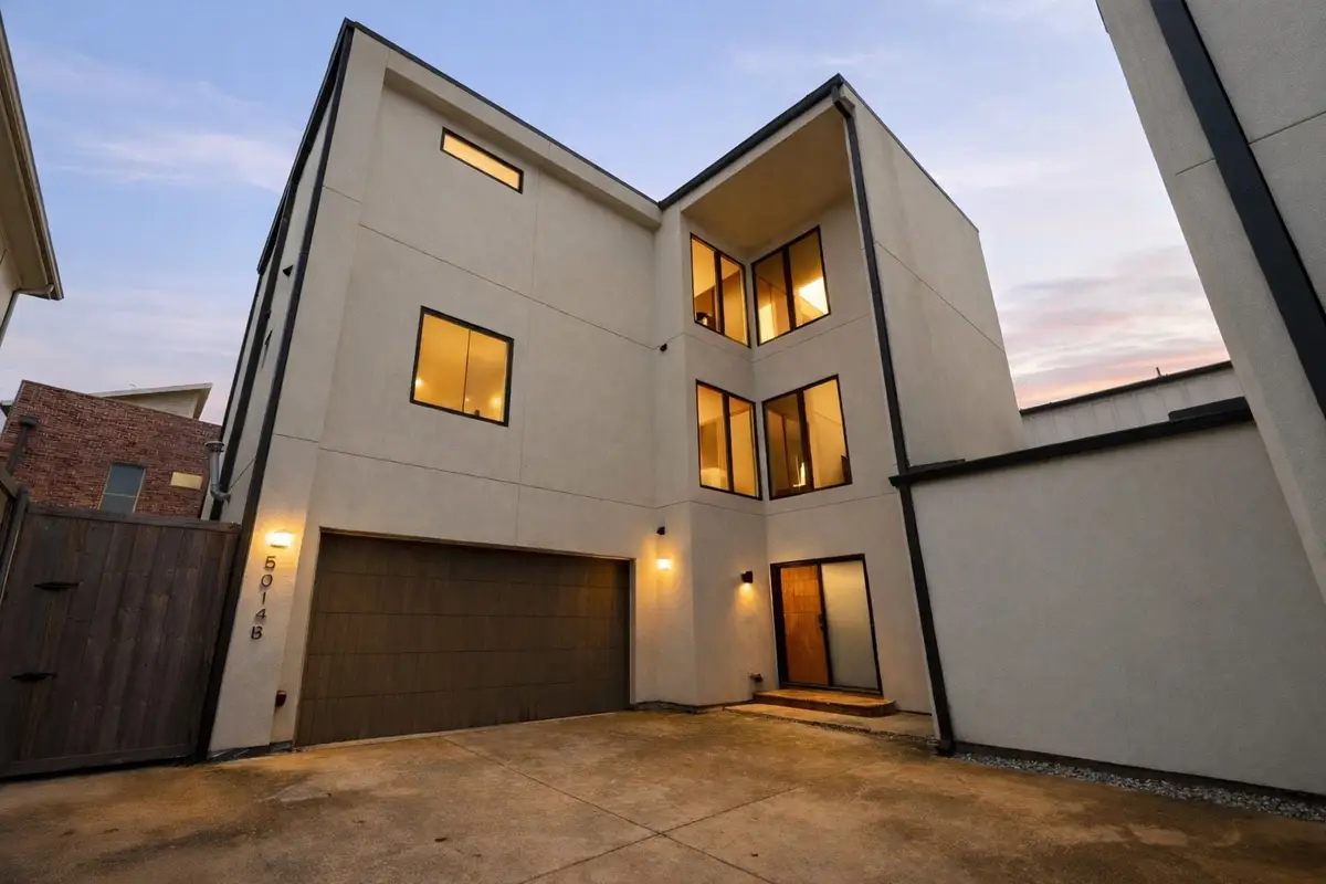 5014 Mission Avenue #B, Dallas, TX 75206 - #1