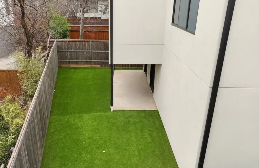 5014 Mission Avenue #B, Dallas, TX 75206 - #2