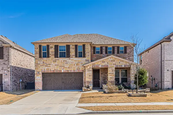 3712 Highland Bayou Drive, Celina, TX 75078