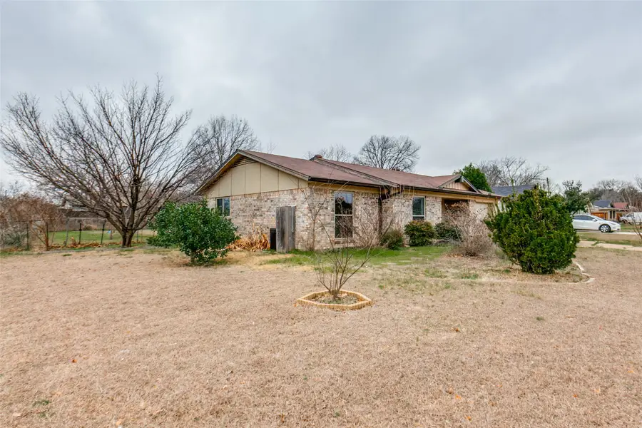 1462 Bay Shore Drive, Garland, TX 75040 - #2