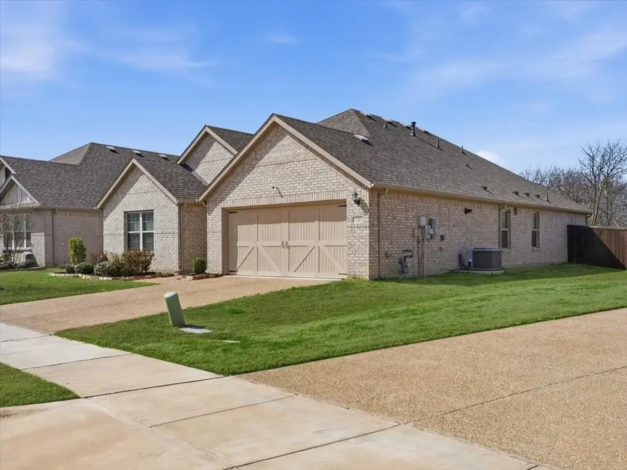 1207 Putnam Street, Mansfield, TX 76063 - #3