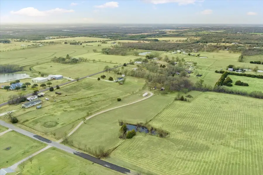 1832 W White Oak Road, West, TX 76691 - #2