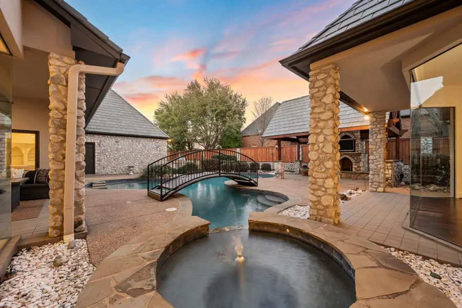 5613 Versailles Court, Colleyville, TX 76034 - #3