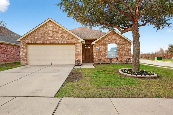 5145 Meandering Creek Court, Fort Worth, TX 76179