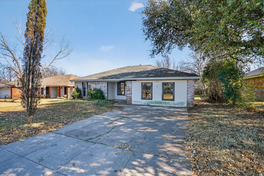 821 Nicole Drive, Burleson, TX 76028 - #3