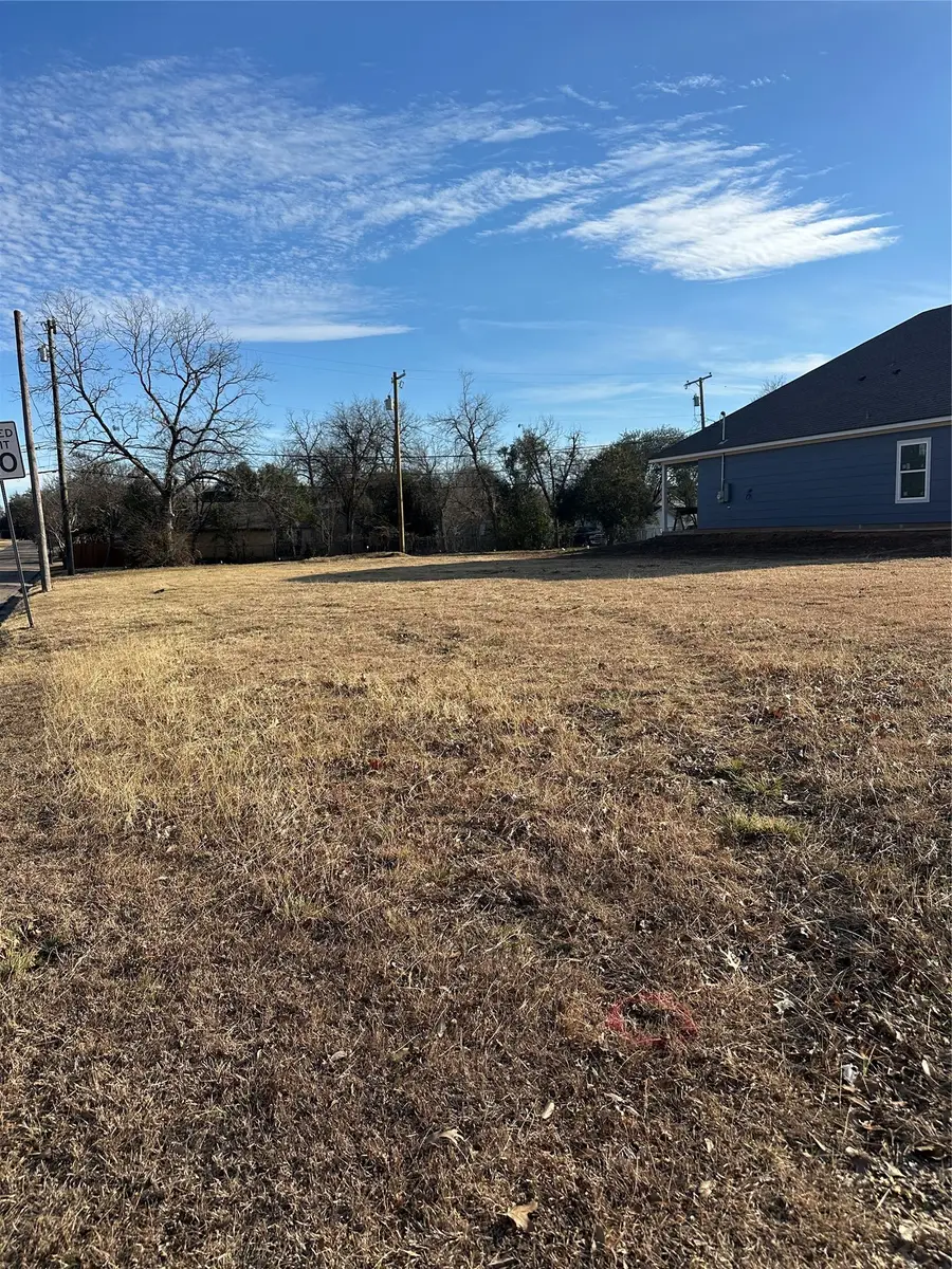 3000 Pine Avenue, Waco, TX 76708 - #2