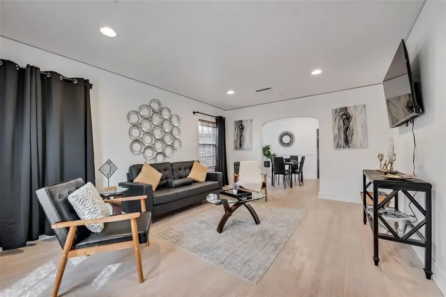 2707 Burlington Boulevard, Dallas, TX 75211 - #2