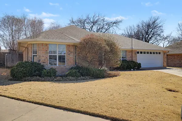 1016 Dawn Court, Granbury, TX 76048