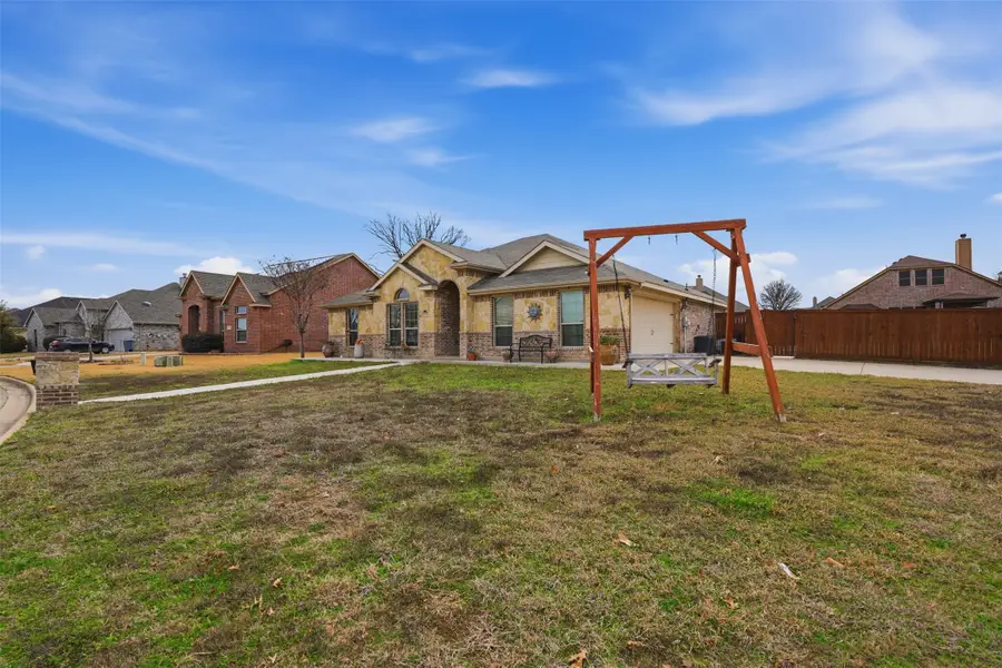 3701 Dutch Iris Lane, Forest Hill, TX 76140 - #2