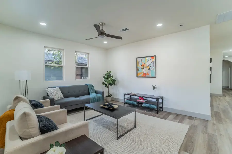 5914 Victor Street, Dallas, TX 75214 - #3