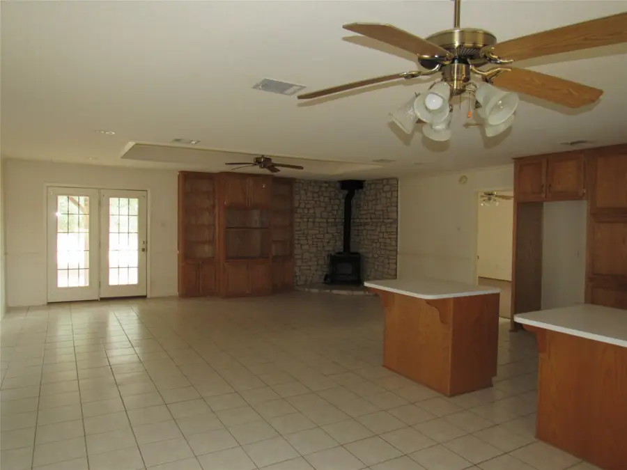 6721 Golinda Drive, Golinda, TX 76655 - #2