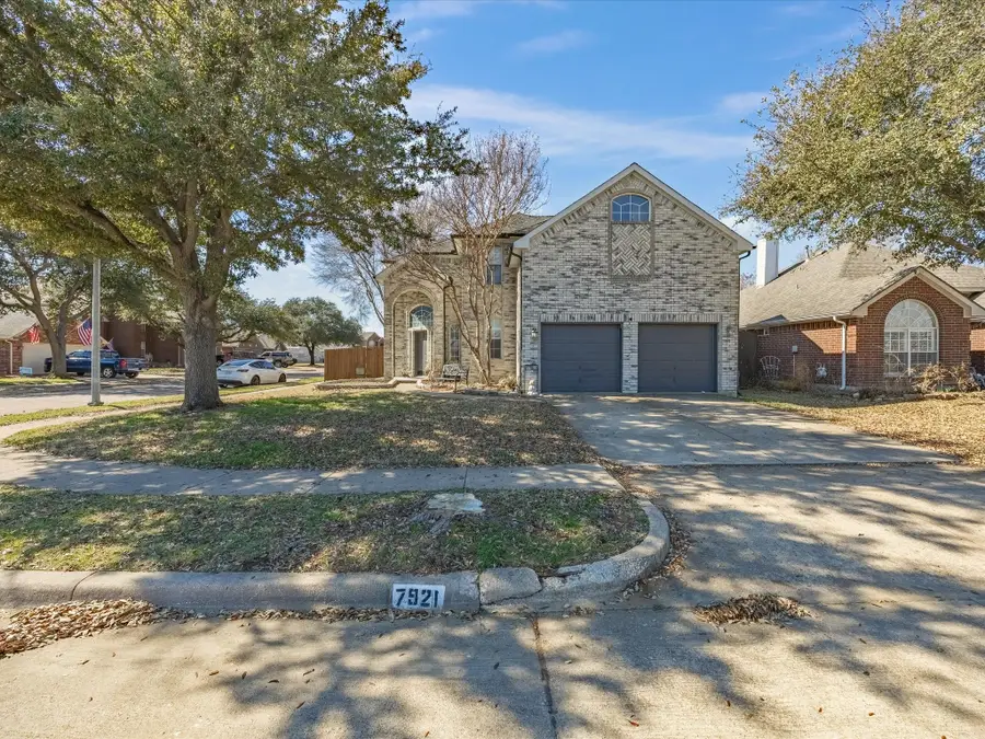 7921 Crystal Creek Circle, Fort Worth, TX 76137 - #3