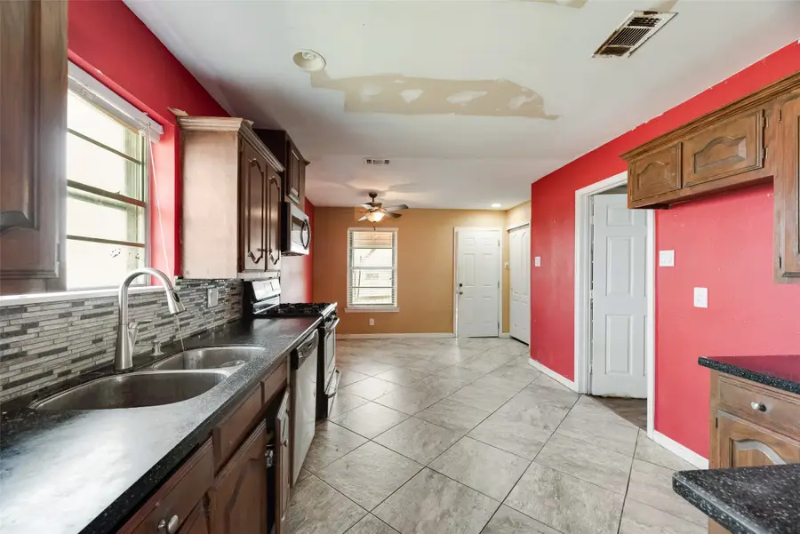 514 N Ballard Avenue, Wylie, TX 75098 - #3