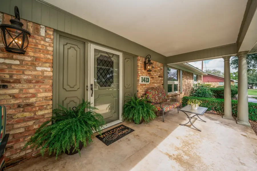 1413 S Main Street S, Lindale, TX 75771 - #3