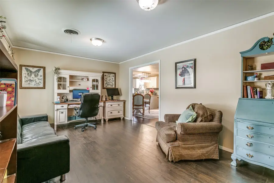 209 Linda Lane, Irving, TX 75062 - #3