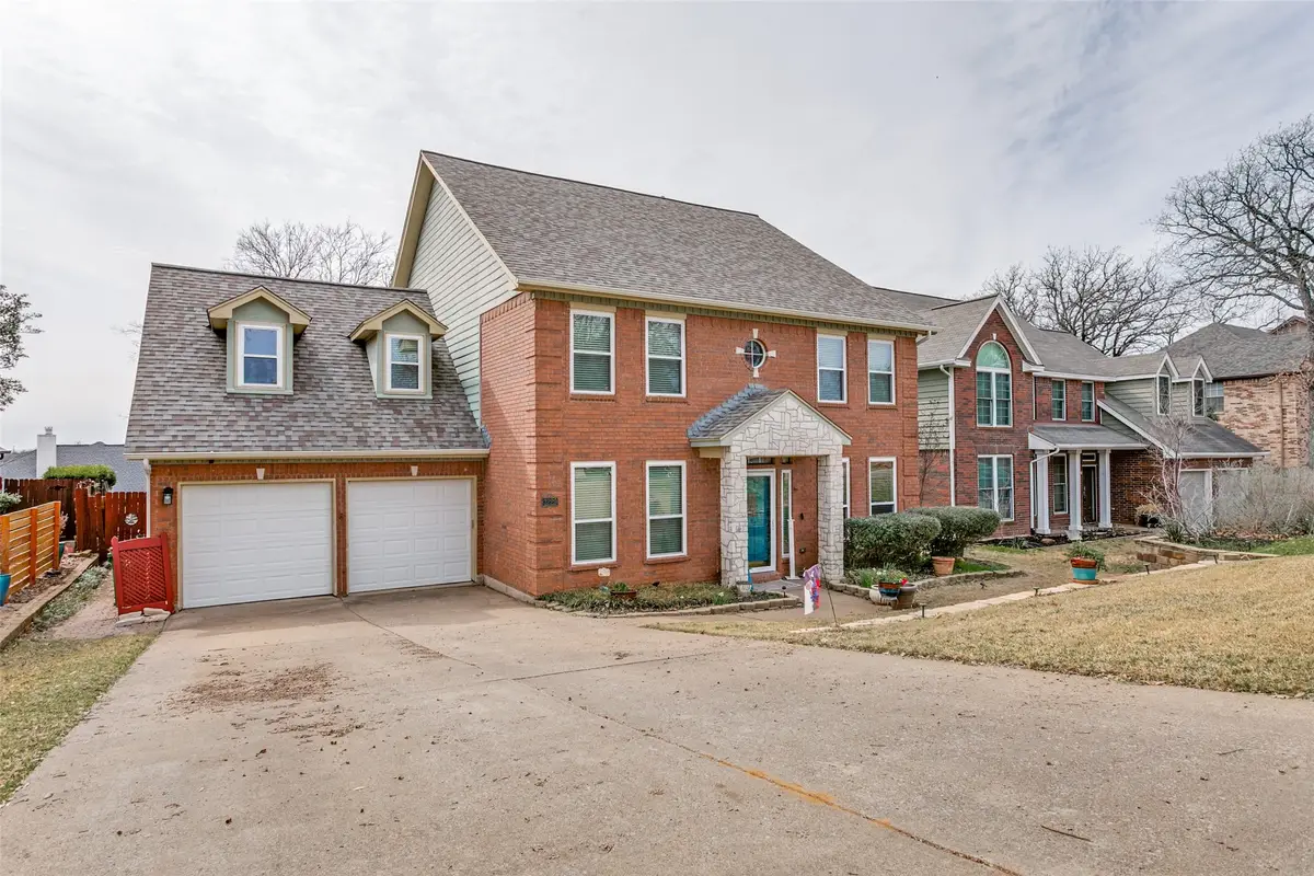 3229 Birch Avenue, Grapevine, TX 76051 - #1