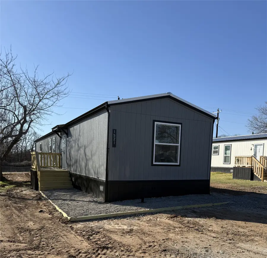 1521 Lark Court, Azle, TX 76020 - #2