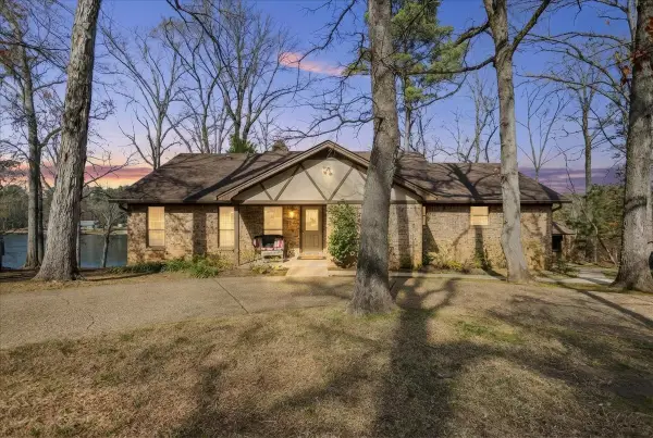 11249 Hamrick Lake Road, Winona, TX 75792