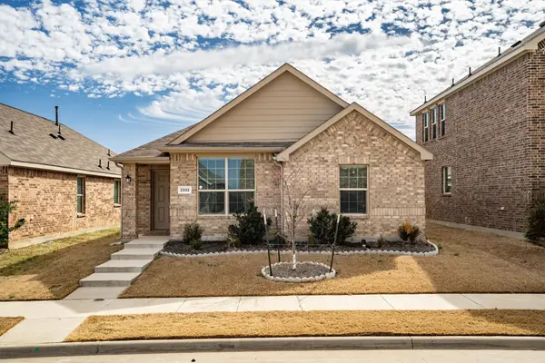 2332 Rosaline, Aubrey, TX 76227