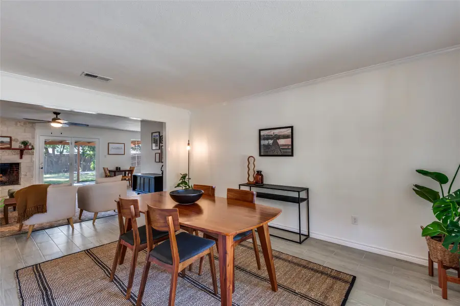 1906 Woodoak Drive, Irving, TX 75060 - #3