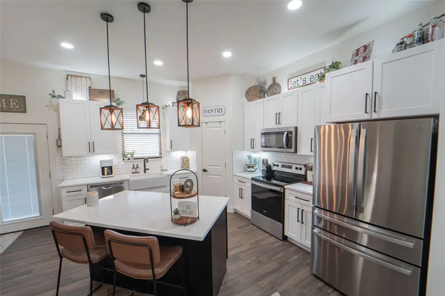 335 Brazos West Drive, Mineral Wells, TX 76067 - #2