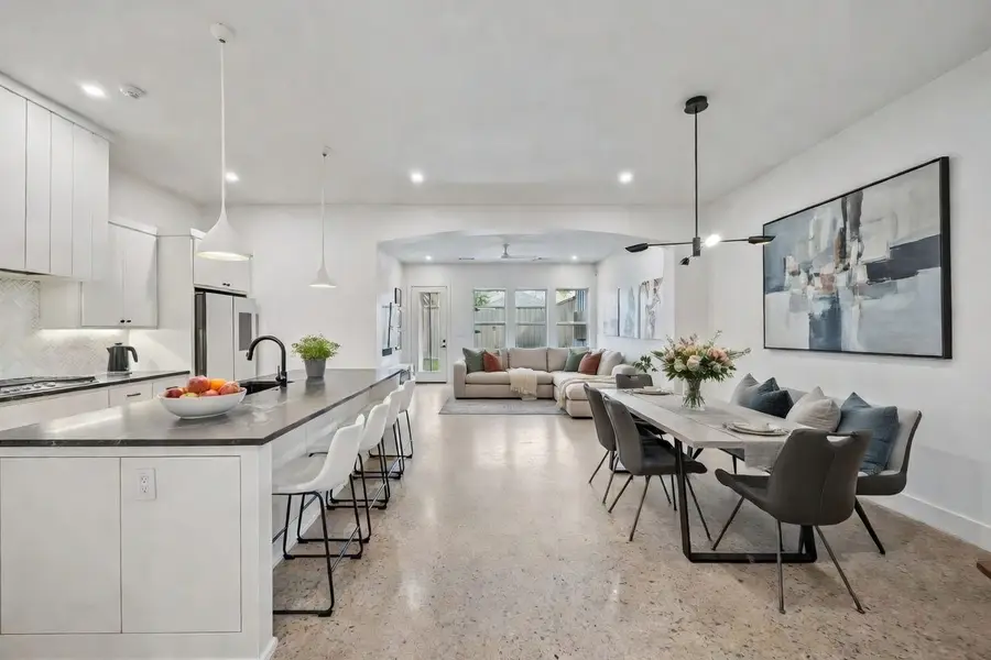 5104 Vandelia Street, Dallas, TX 75235 - #2