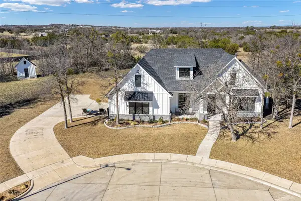 108 Red Eagle Court, Weatherford, TX 76087