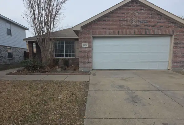 2021 Lake Trail Drive, Heartland, TX 75126