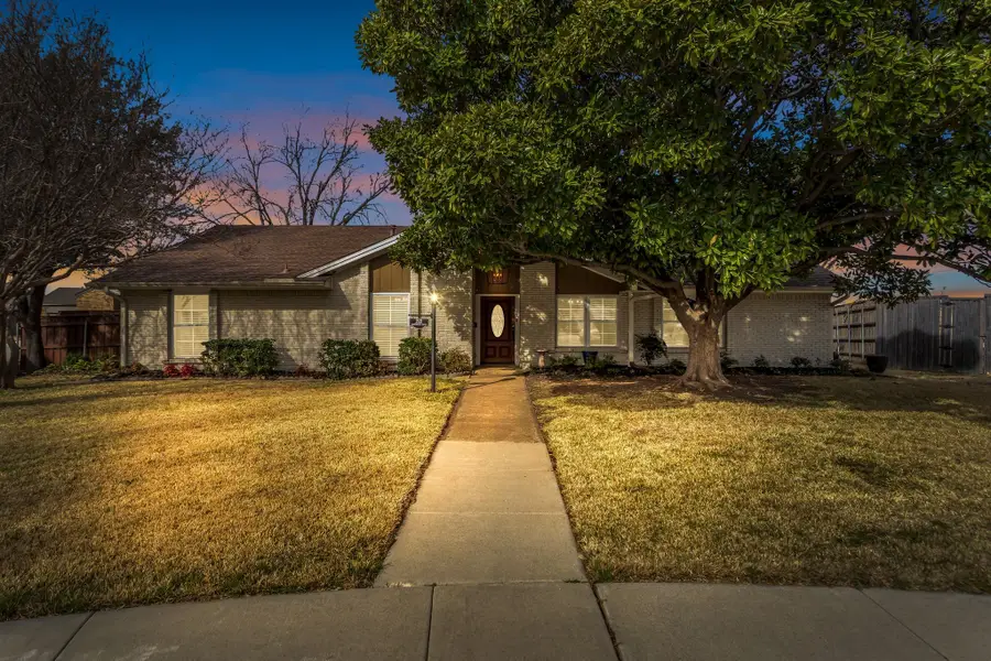 2521 Canterbury Court, Carrollton, TX 75006 - #2