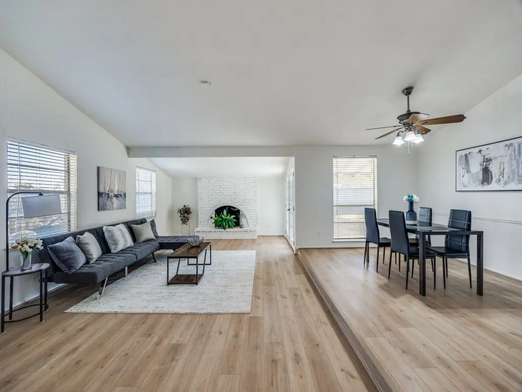 1822 Woodbury, Carrollton, TX 75007 - #1