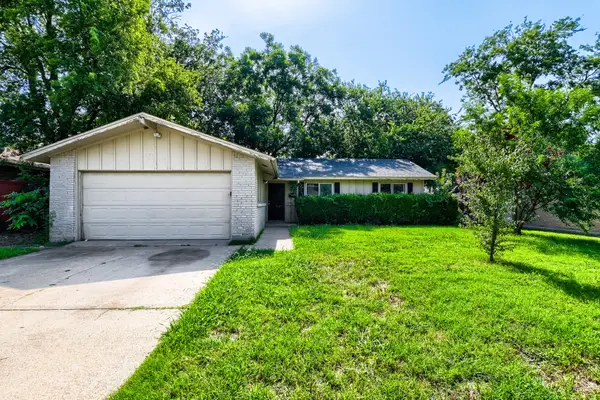 2748 Running Brook Lane, Dallas, TX 75228