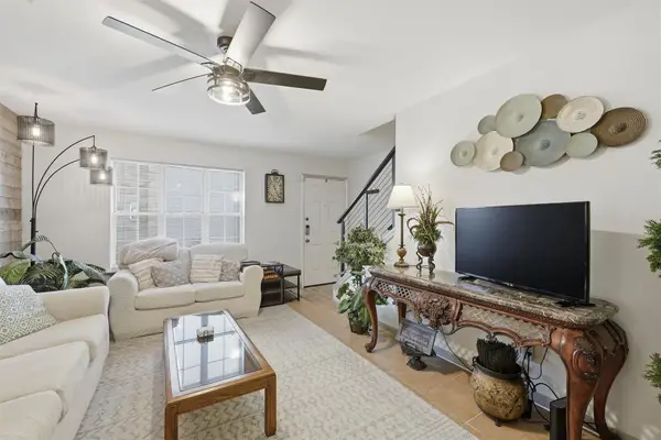 1337 S 11th Street, Waco, TX 76706