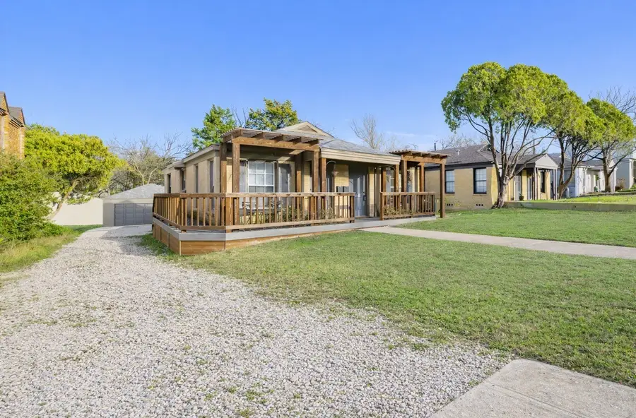 406 N Montreal Avenue, Dallas, TX 75208 - #2