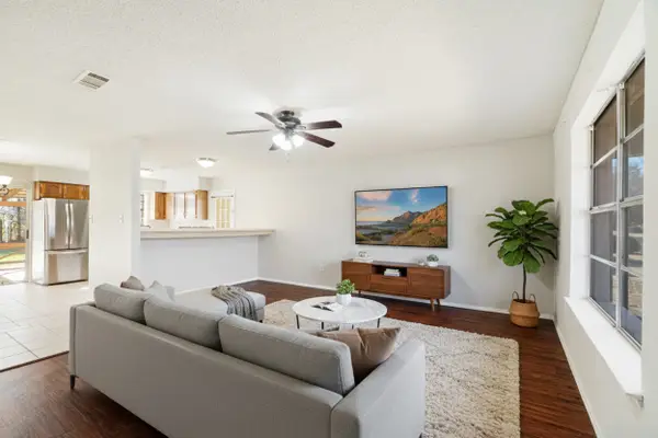 6450 Inwood Drive, Reno, TX 75462